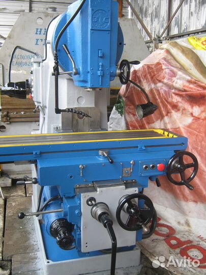 6Р12, станок вертикально-фрезерный