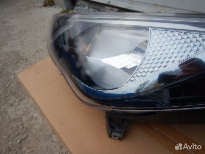 Фара левая Hyundai Solaris 2020