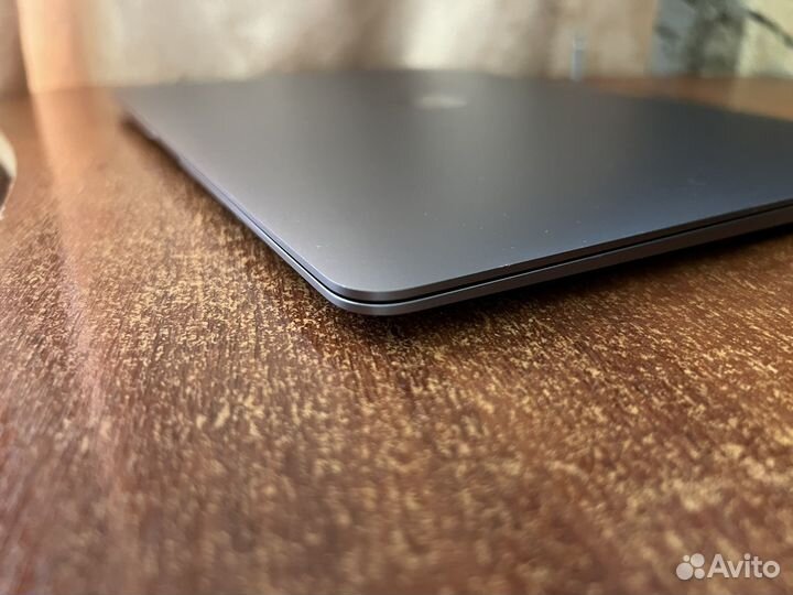 Apple MacBook Air m1 2020 48 циклов