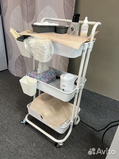 Тележка косметическая этажерка
