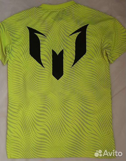 Футболка adidas