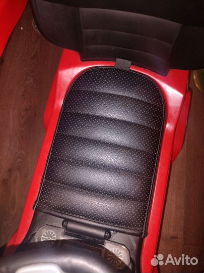 Детская машинка каталка с ручкой