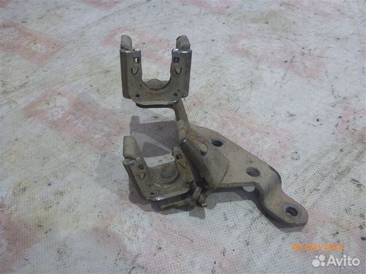 Кронштейн Mitsubishi Outlander CU2W 4G63 2006