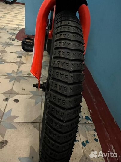 Детский велосипед 16