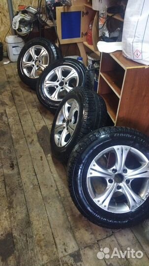 Bridgestone Blizzak Ice 205/65 R15