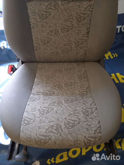 Сиденье переднее Калина 1 седан правое