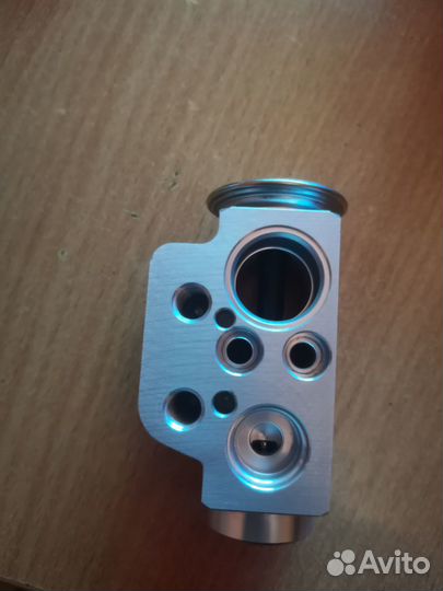 Клапан TRV ауди ку7.туарег.порш каен