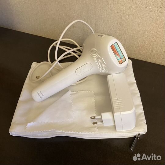 Фотоэпилятор Philips SC1995 Lumea Advanced