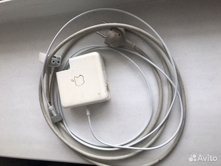 Зарядка на macbook 85w magsafe2