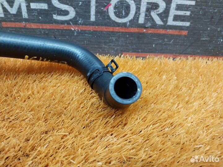 Патрубок отопителя Mercedes-Benz C-Class W204