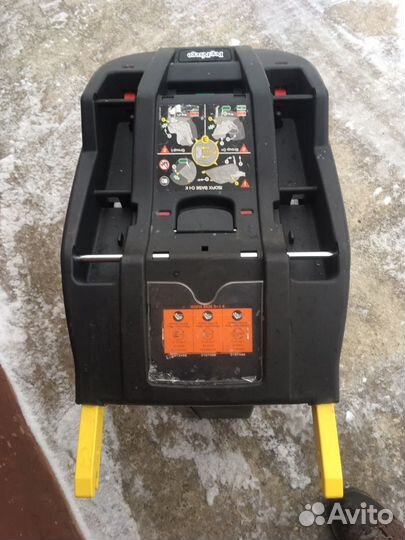 Подставка в авто для Peg-Perego