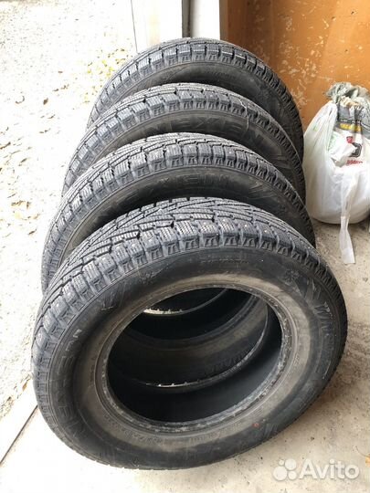 Nexen Winguard Spike SUV 215/70 R16