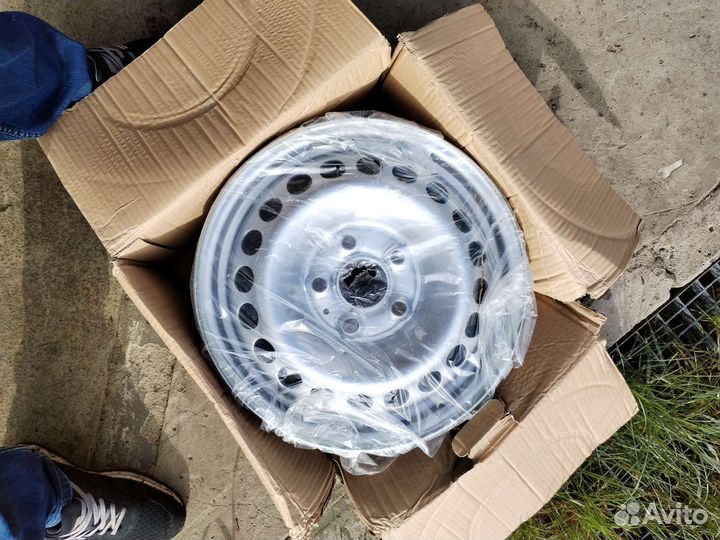 Продам диски