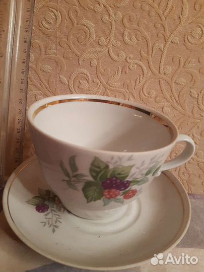 Чашка с блюдцем, большие Розетки