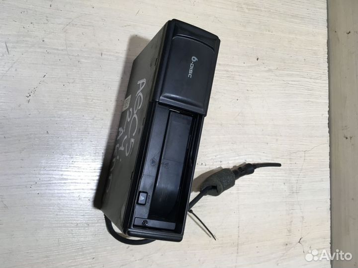 Проигрыватель компакт дисков Ауди A6 C5