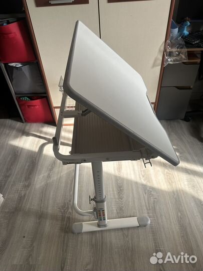 Стол для школьника