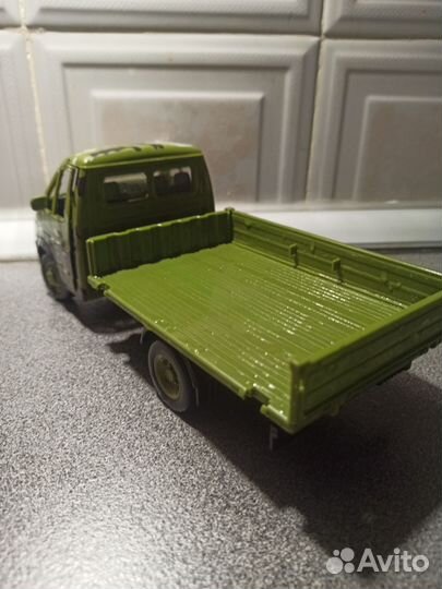 Модели автомобилей 1 24