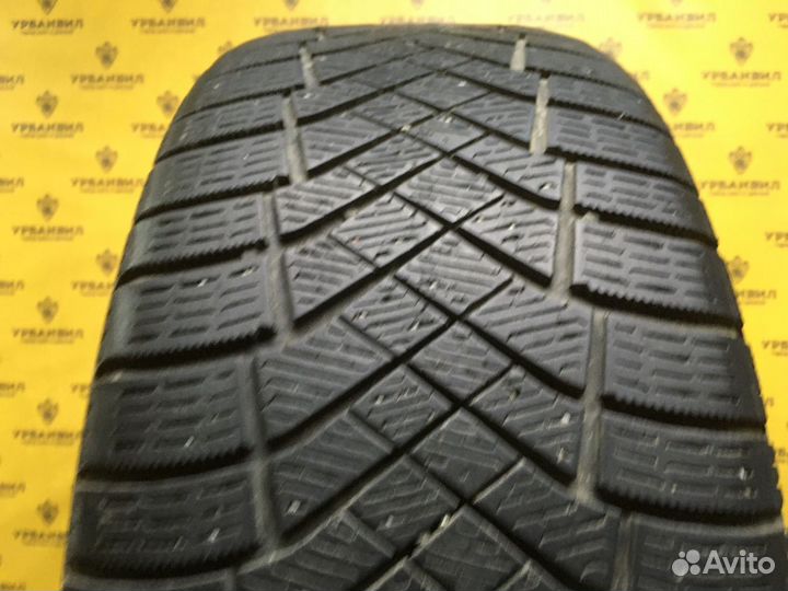 Pirelli Ice Zero 235/55 R19 105H
