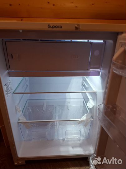 Холодильник маленький Бирюса