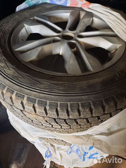 Продам зимние колёса на ниссан х-тр