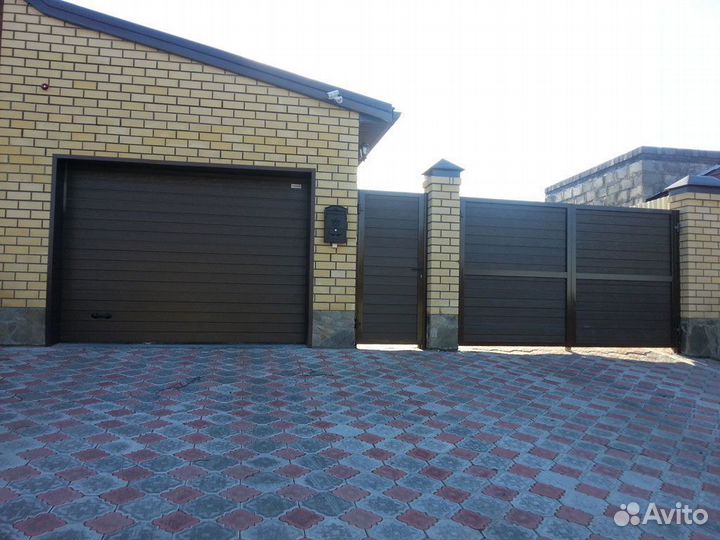 Распашные ворота с электроприводом