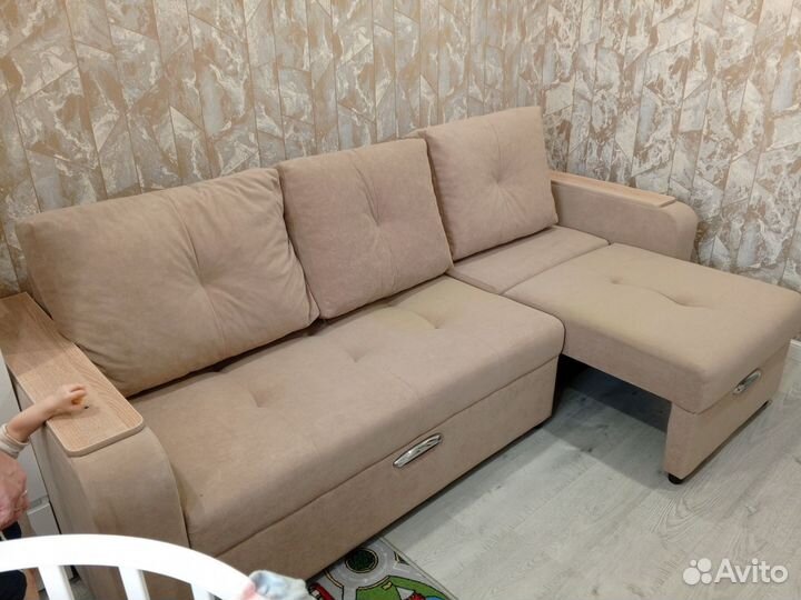 Угловой диван