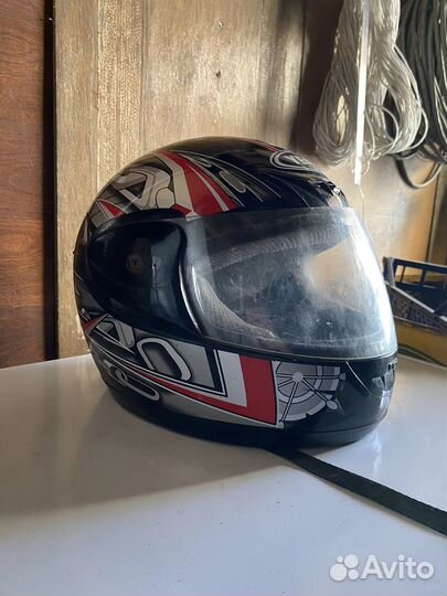 Мотошлем спортивный