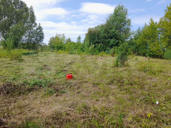 Дача 20 м² на участке 13 сот.