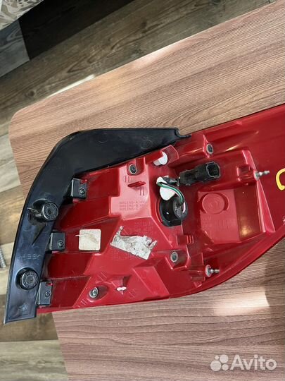 Задний левый фонарь KIA sportage 3 оригинал