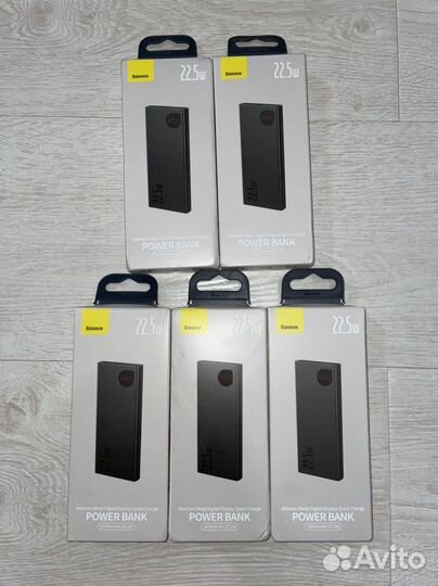 Powerbank baseus 10000