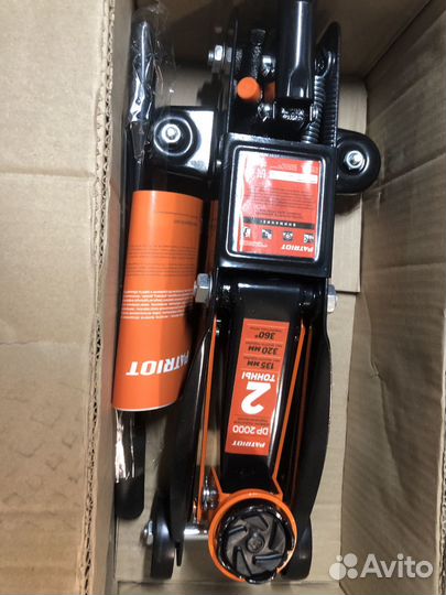 Подкатной домкрат patriot DP2000 2T