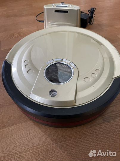 Робот пылесос Silver Star M-788