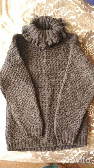 Свитера, безрукавки, жакетик