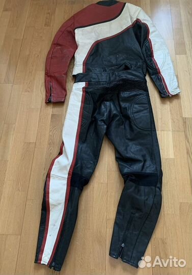 Мотокостюм женский кожаный