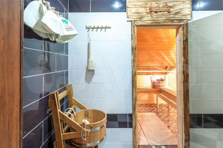 Коттедж 260 м² на участке 20 сот.