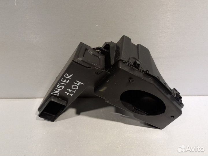 Воздухозаборник Renault Duster F4RB401 2014