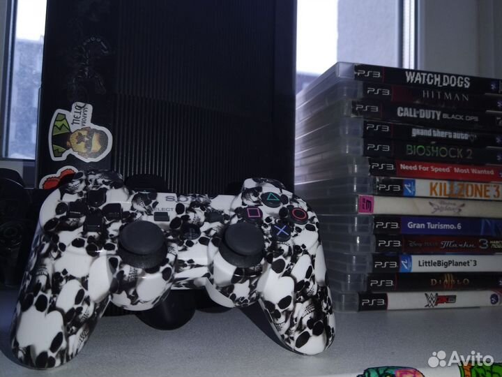Sony PS3 super slim прошитая + игры