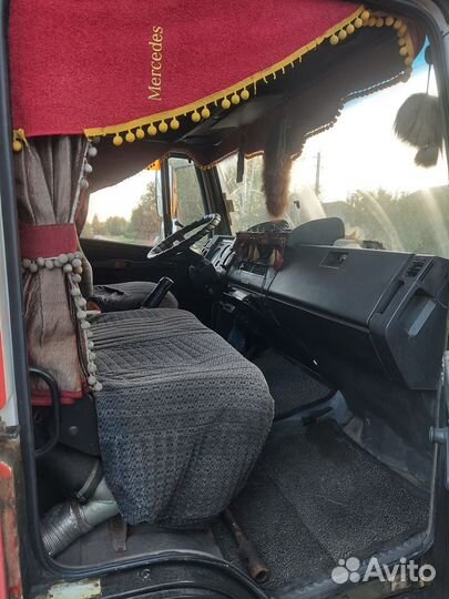 Mercedes-Benz 814, 1993