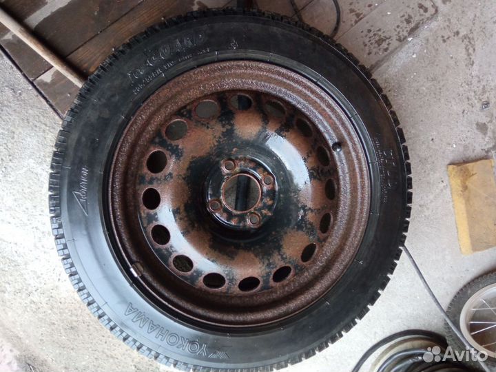 Yokohama 126S 205/55 R16