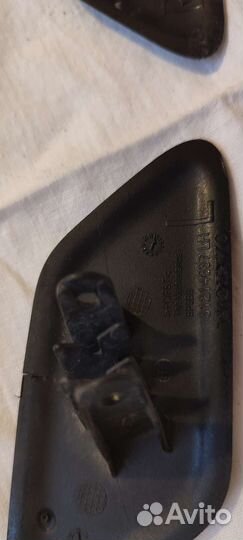 Крышечка омывателя фар