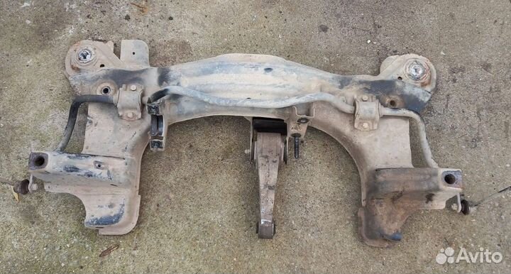 Подрамник передний Chevrolet Lacetti