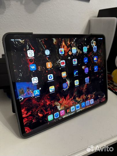 Logitech combo touch для iPad pro 12.9