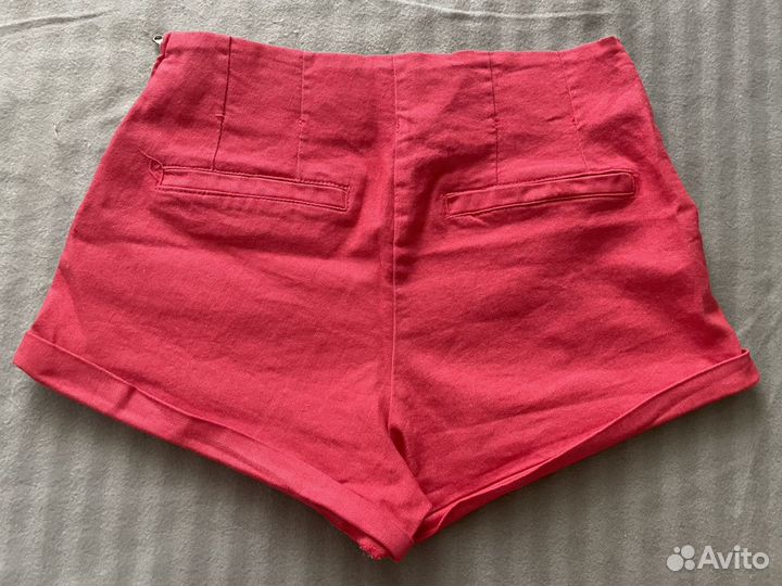 Шорты Bershka 42