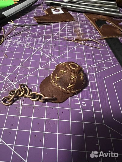 Брелок на ключи