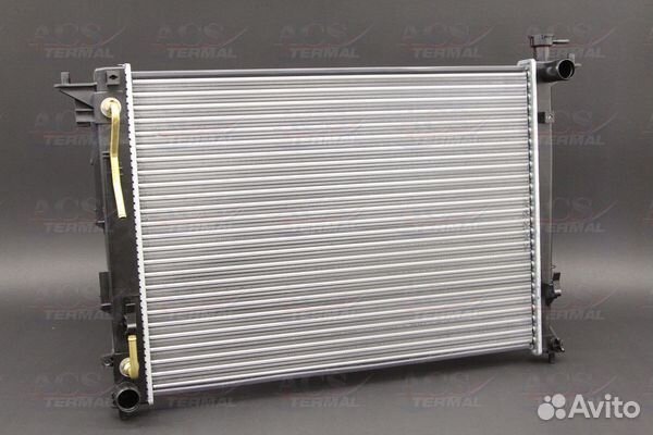 Радиатор охлаждения Хендай ix35 2.0-2.4 09- AT