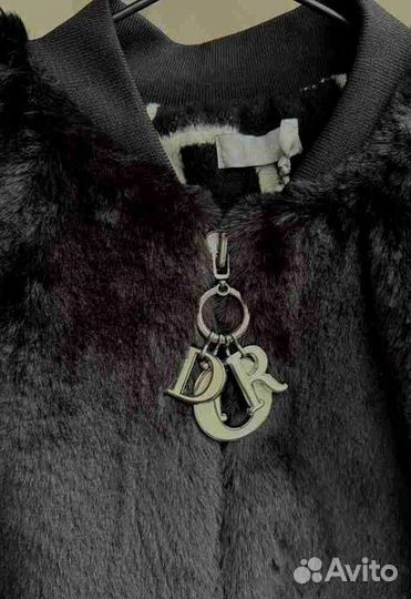 Куртка брендовая новая