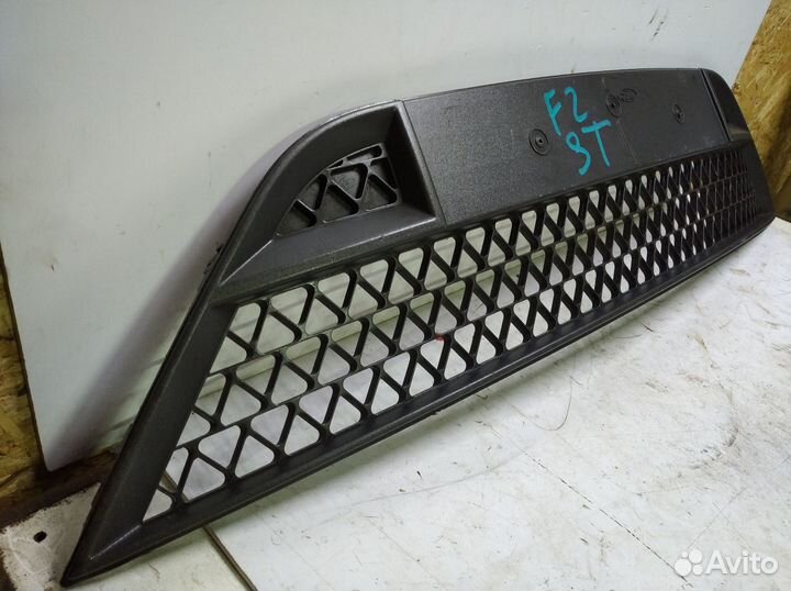 Решетка бампера ford focus 2 ST