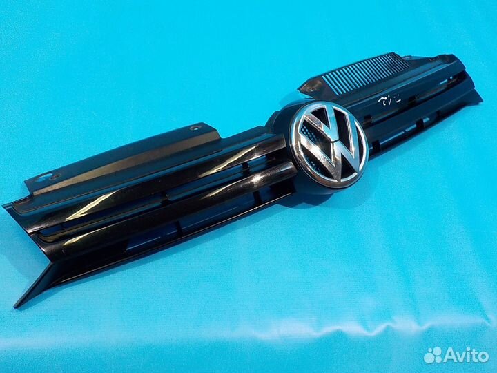 Решетка vw golf оригинал в сборе