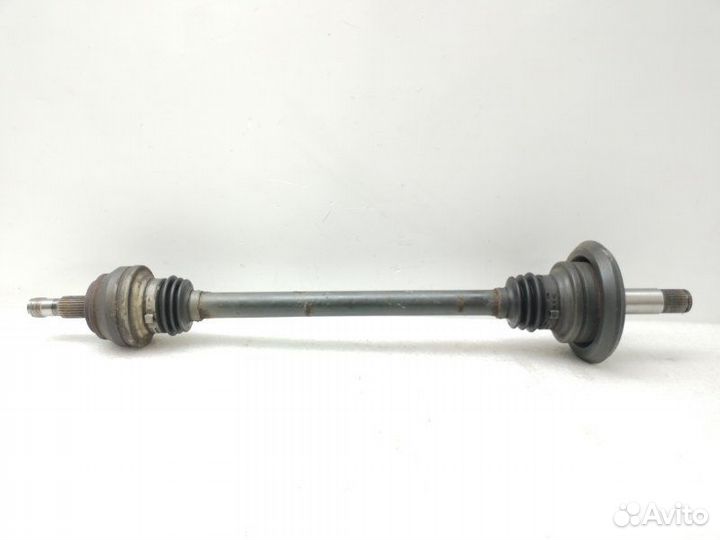 Полуось (привод) задний правый Mercedes-Benz