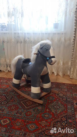 Детская лошадка качалка